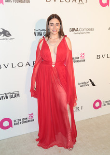 Sophie Simmons feet photo thumbnail