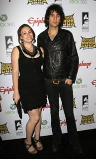 Sophie Simmons feet photo thumbnail