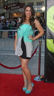 Sophie Simmons feet photo thumbnail