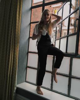 Sophie Simnett feet photo 2