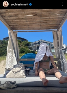 Sophie Simnett feet photo 1