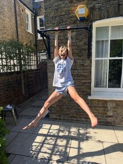 Sophie Simnett feet photo 6