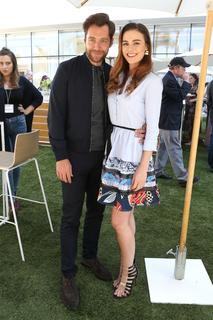Sophie Skelton feet photo 19