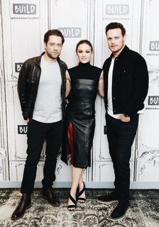 Sophie Skelton feet photo 20