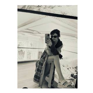 Sophie Skelton feet photo 5