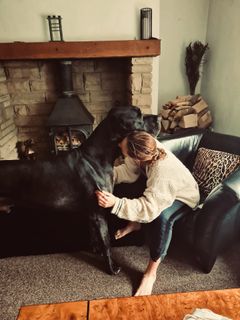 Sophie Skelton feet photo 14