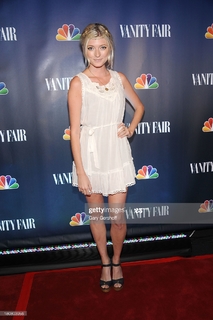 Sophie Sumner feet photo 17