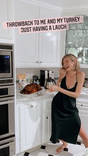 Sophie Sumner feet photo 3