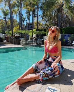 Sophie Sumner feet photo 9