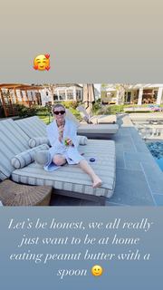 Sophie Sumner feet photo 13