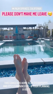 Sophie Sumner feet photo 6