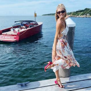 Sophie Sumner feet photo 6