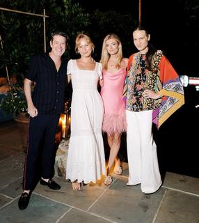 Sophie Sumner feet photo 15