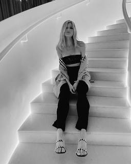Sophie Sumner feet photo 6