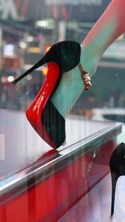 Sophie Sumner feet photo 3