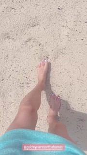 Sophie Sumner feet photo 6