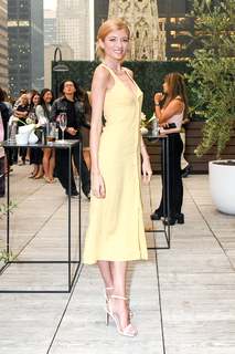 Sophie Sumner feet photo 5