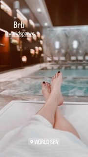 Sophie Sumner feet photo 15