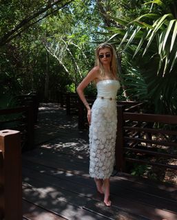 Sophie Sumner feet photo 20