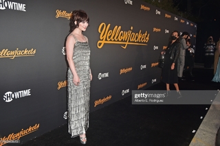Sophie Thatcher feet photo thumbnail