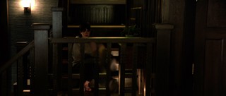 Sophie Thatcher feet photo thumbnail