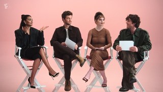 Sophie Thatcher feet photo thumbnail