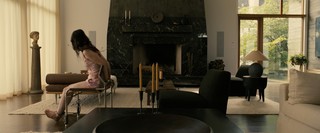 Sophie Thatcher feet photo thumbnail