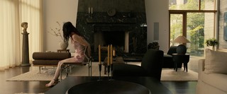 Sophie Thatcher feet photo thumbnail