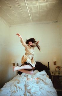 Sophie Thatcher feet photo 11