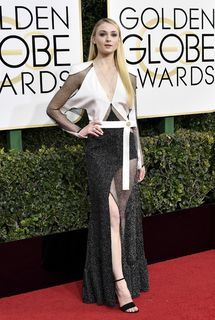 Sophie Turner feet photo thumbnail