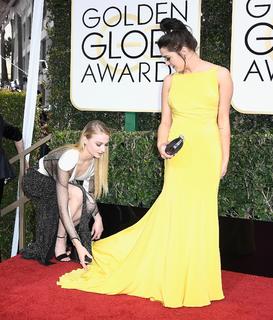 Sophie Turner feet photo thumbnail