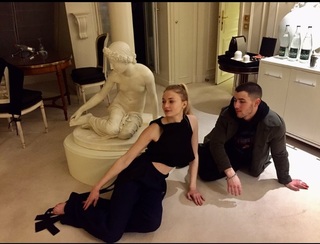 Sophie Turner feet photo thumbnail