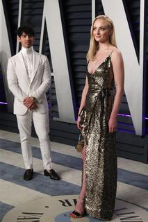 Sophie Turner feet photo thumbnail