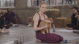 Sophie Turner feet photo thumbnail