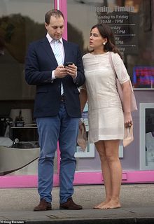 Sophie Winkleman feet photo thumbnail