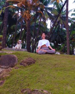 Sophiya Chaudhary feet photo 9