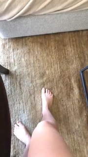 Sosie Bacon feet photo 5