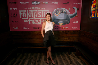 Sosie Bacon feet photo 20