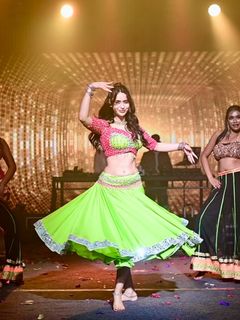 Soundarya Sharma feet photo 4