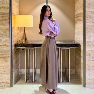 Soundarya Sharma feet photo 8