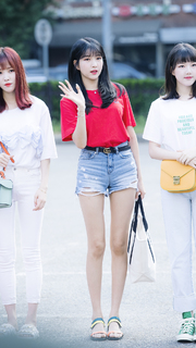 Sowon feet photo 3