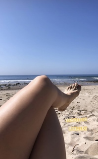 Spencer Grammer feet photo 17