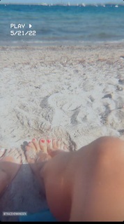 Spencer Grammer feet photo 19