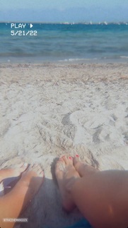 Spencer Grammer feet photo 16