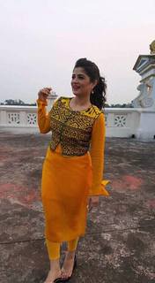 Srabanti Chatterjee feet photo 5