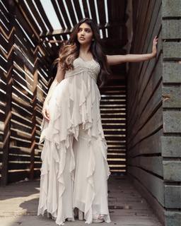 Sreeleela feet photo thumbnail