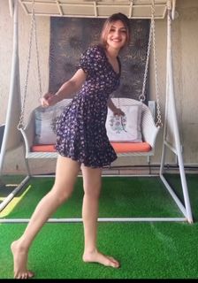 Sreeleela feet photo thumbnail