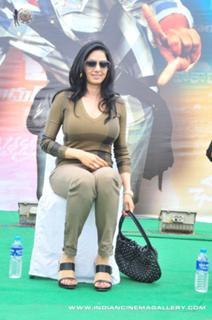Sridevi feet photo thumbnail