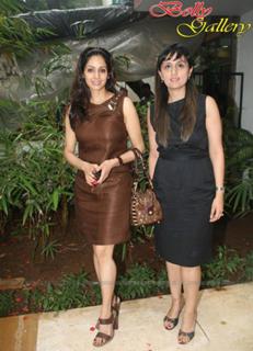 Sridevi feet photo thumbnail