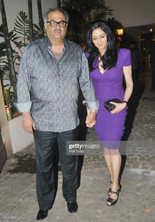 Sridevi feet photo thumbnail